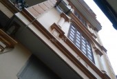 Cho ở nhóm 8n, KD onl, ở hộ GĐ nhà ngõ Trần Duy Hưng 4 tầng, 50m2, 4 ngủ, MT 4 m, 19 triệu